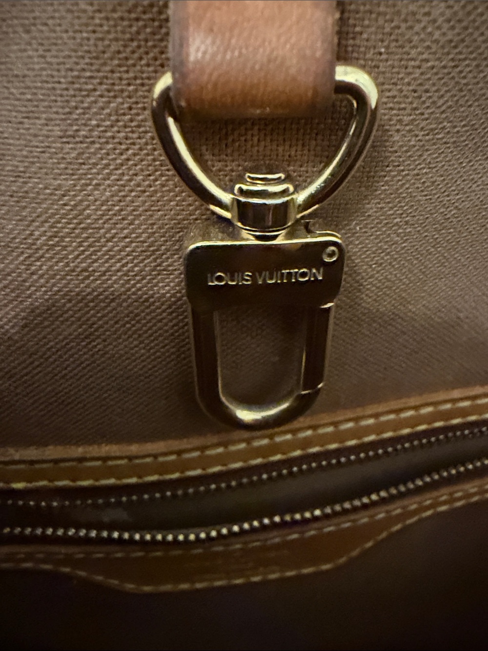Louis Vuitton Batignolles Horizontal - Picture 7 of 10